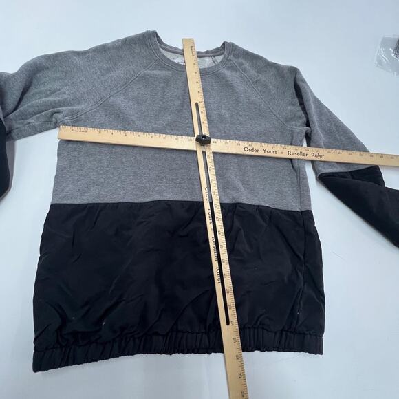 Your Neighbors Pullover Sweater Mens Medium Gray Black Nylon Contrast Crewneck - Picture 6 of 8